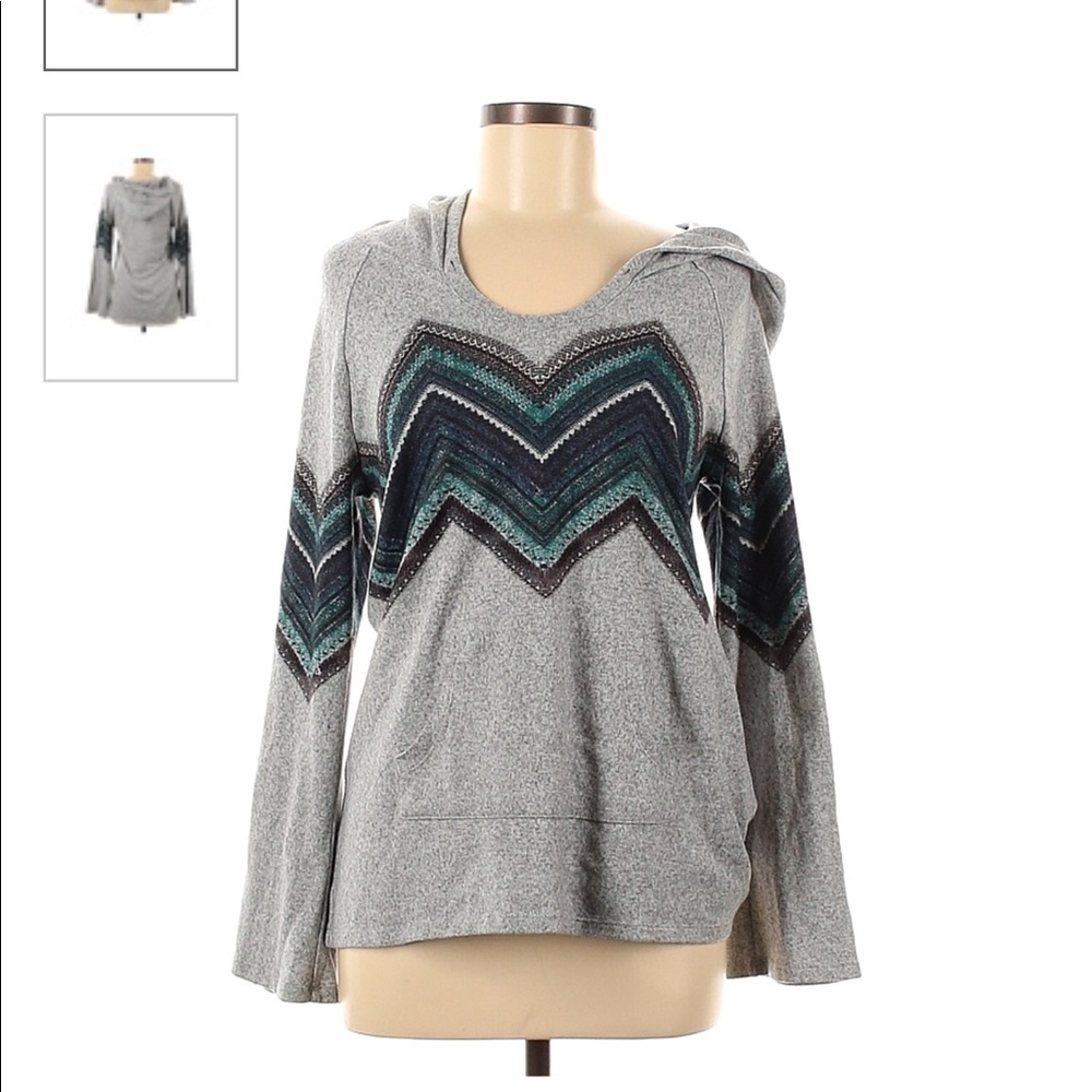 Maurices Light Hooded top